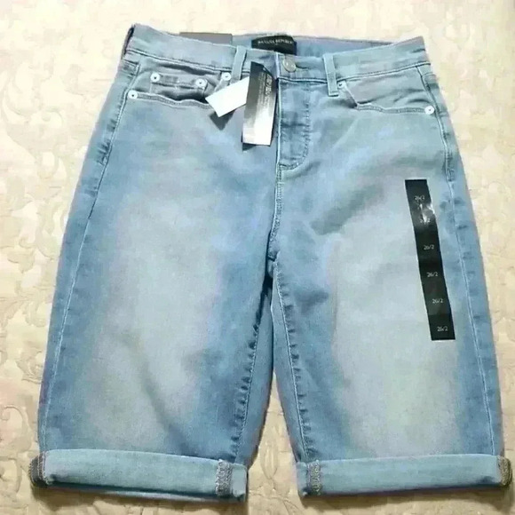 Banana Republic High-Rise Light Wash Denim Shorts - Picture 16 of 16